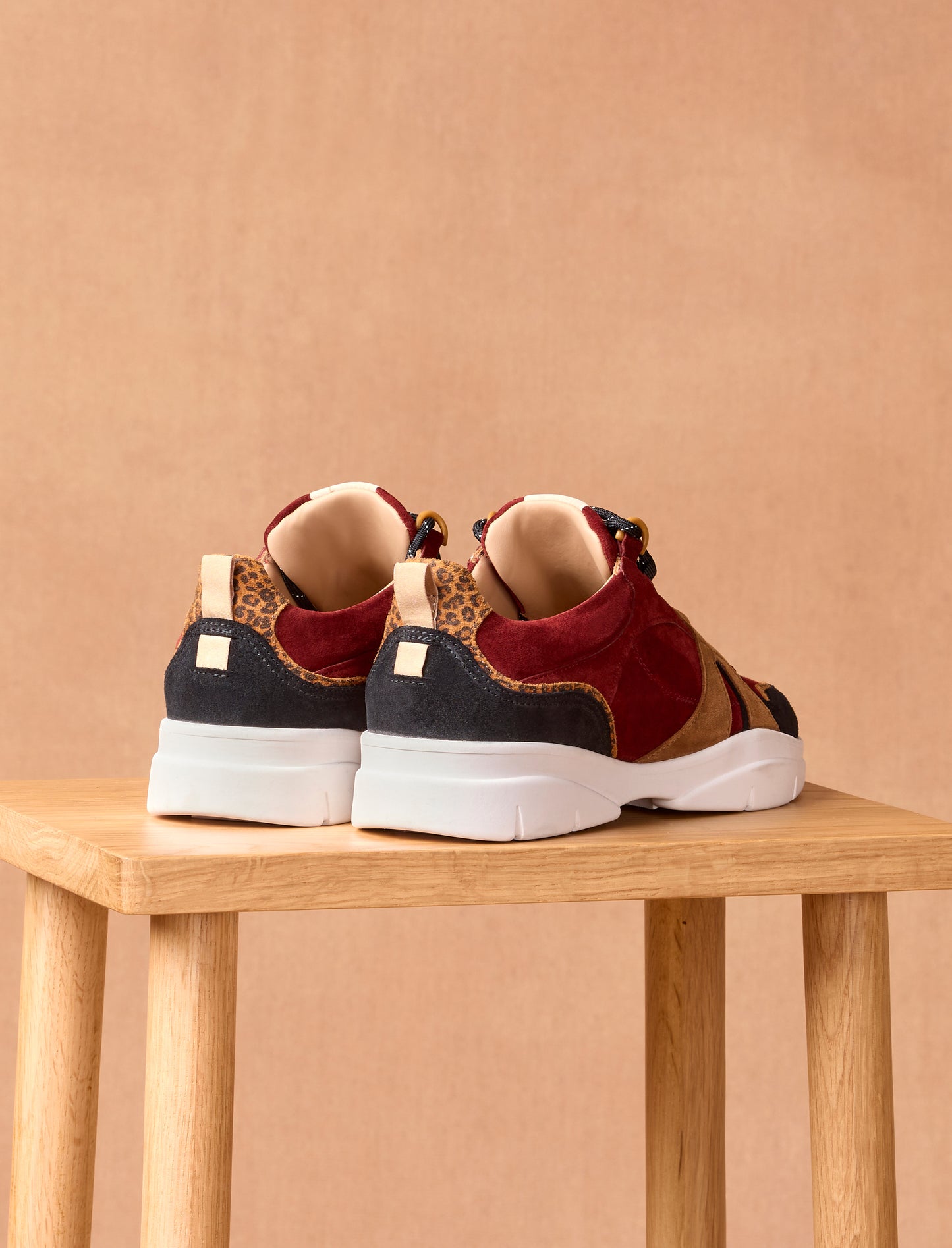 Paola - Garnet & Leopard