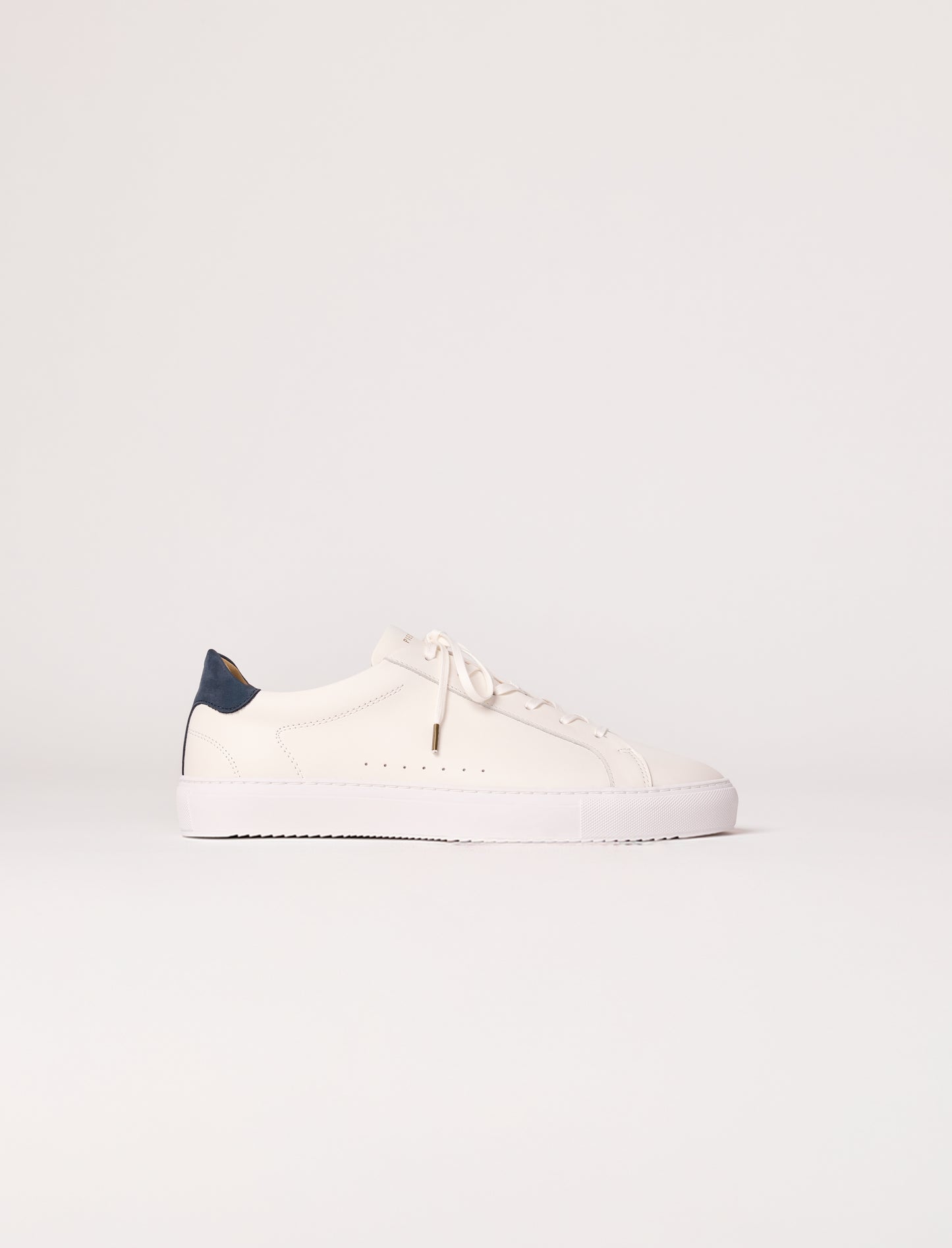 Billy V4 - Weiß & Blau 