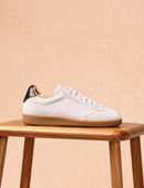 Sacha - White & Black 