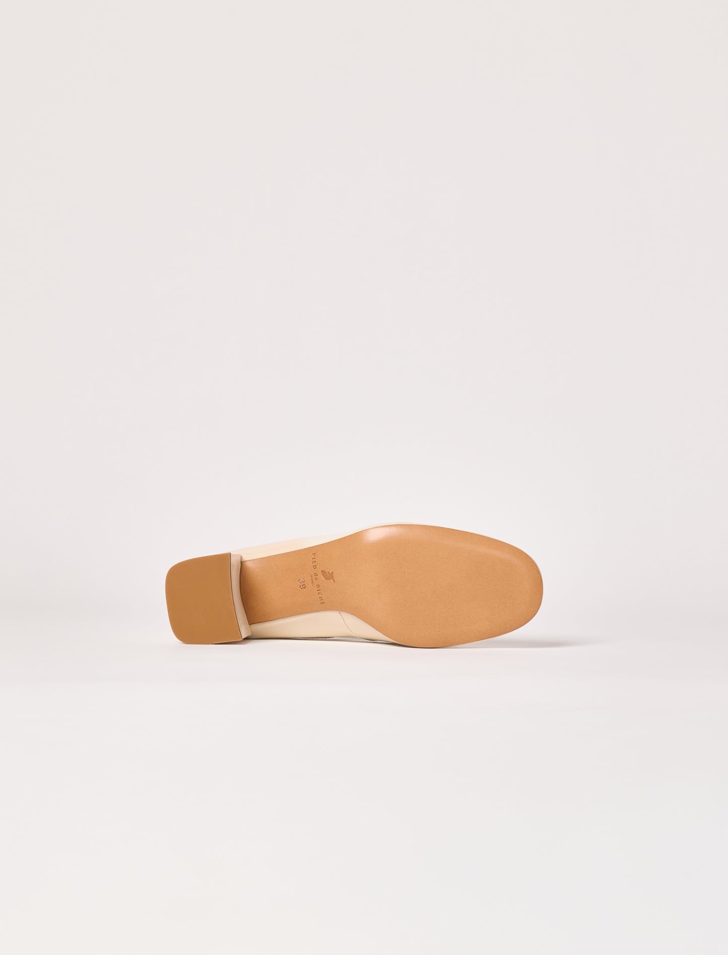 Marine - Glossy Ivory 