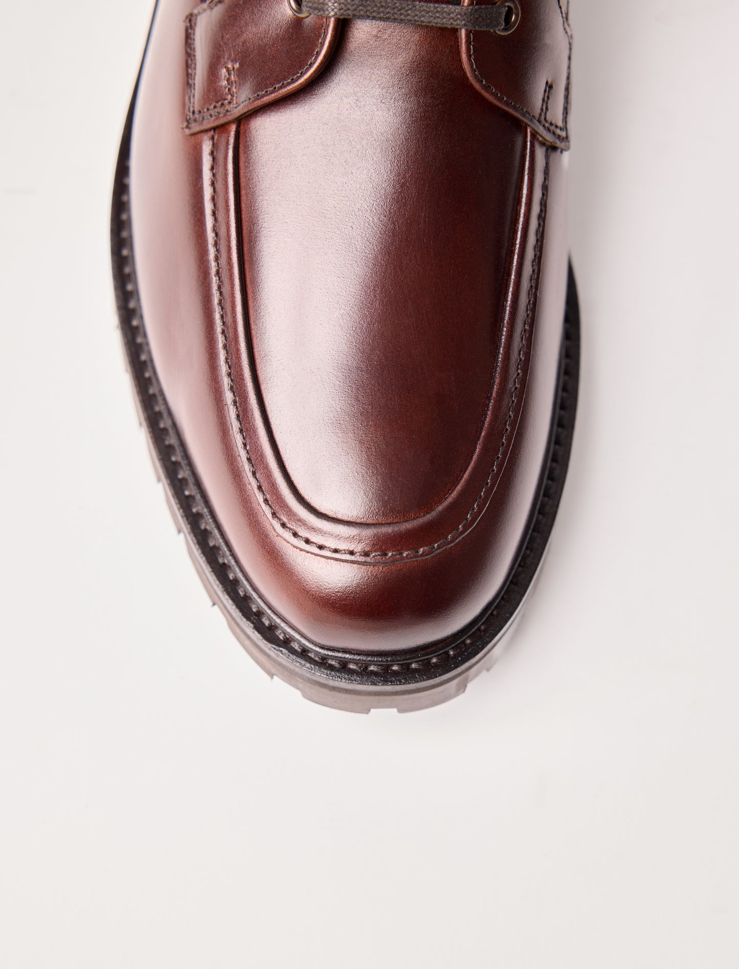 Alban - Burgunder gefüllt