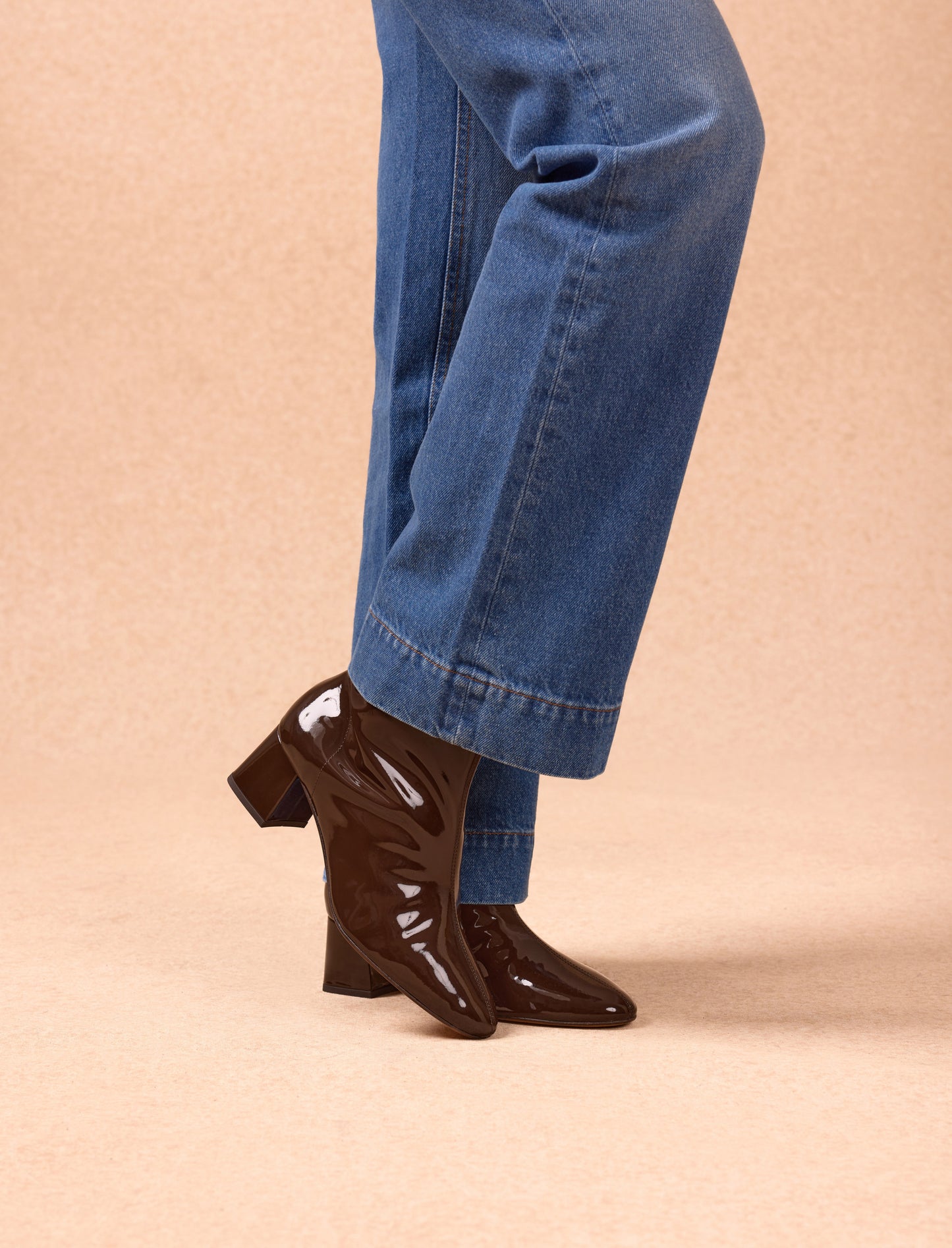 Camille - Hochglanzschokolade 