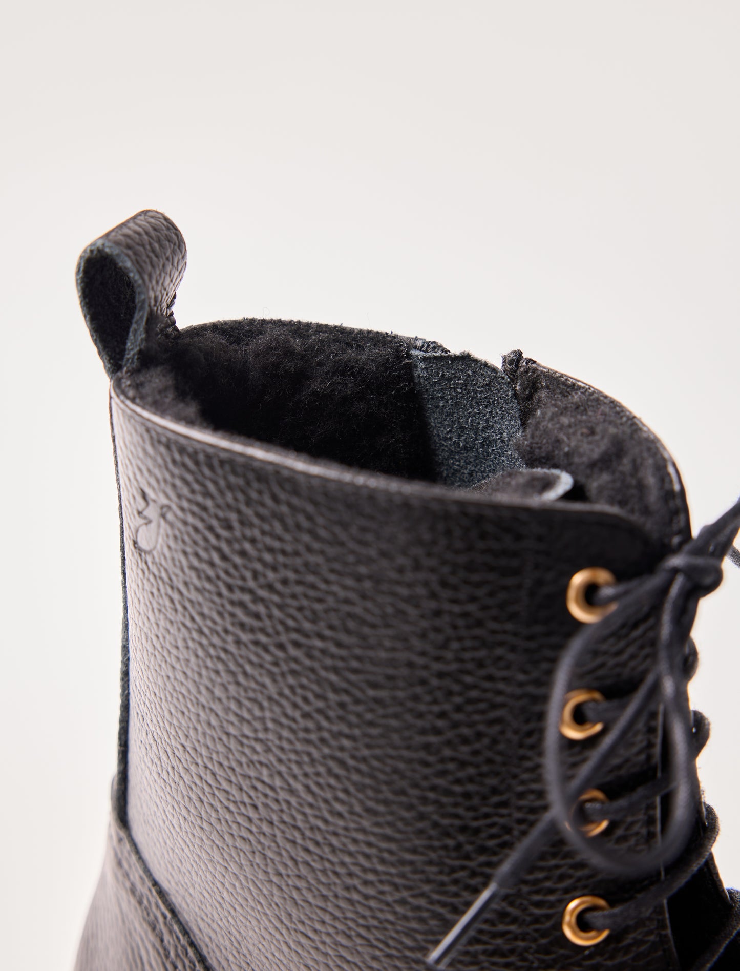 Juliette lined - Grainy black 