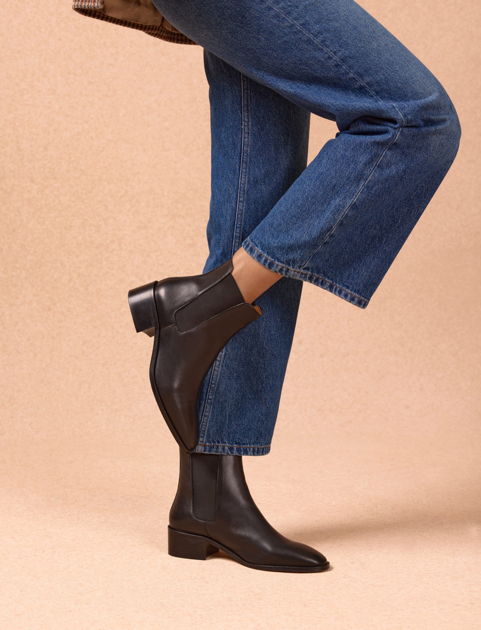 bottines en cuir noir pour femme