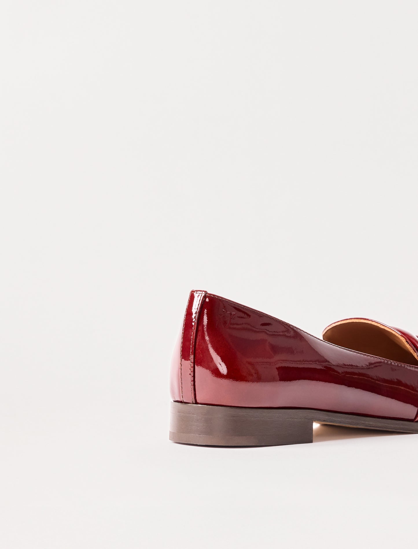 Lilly - Grenat verni