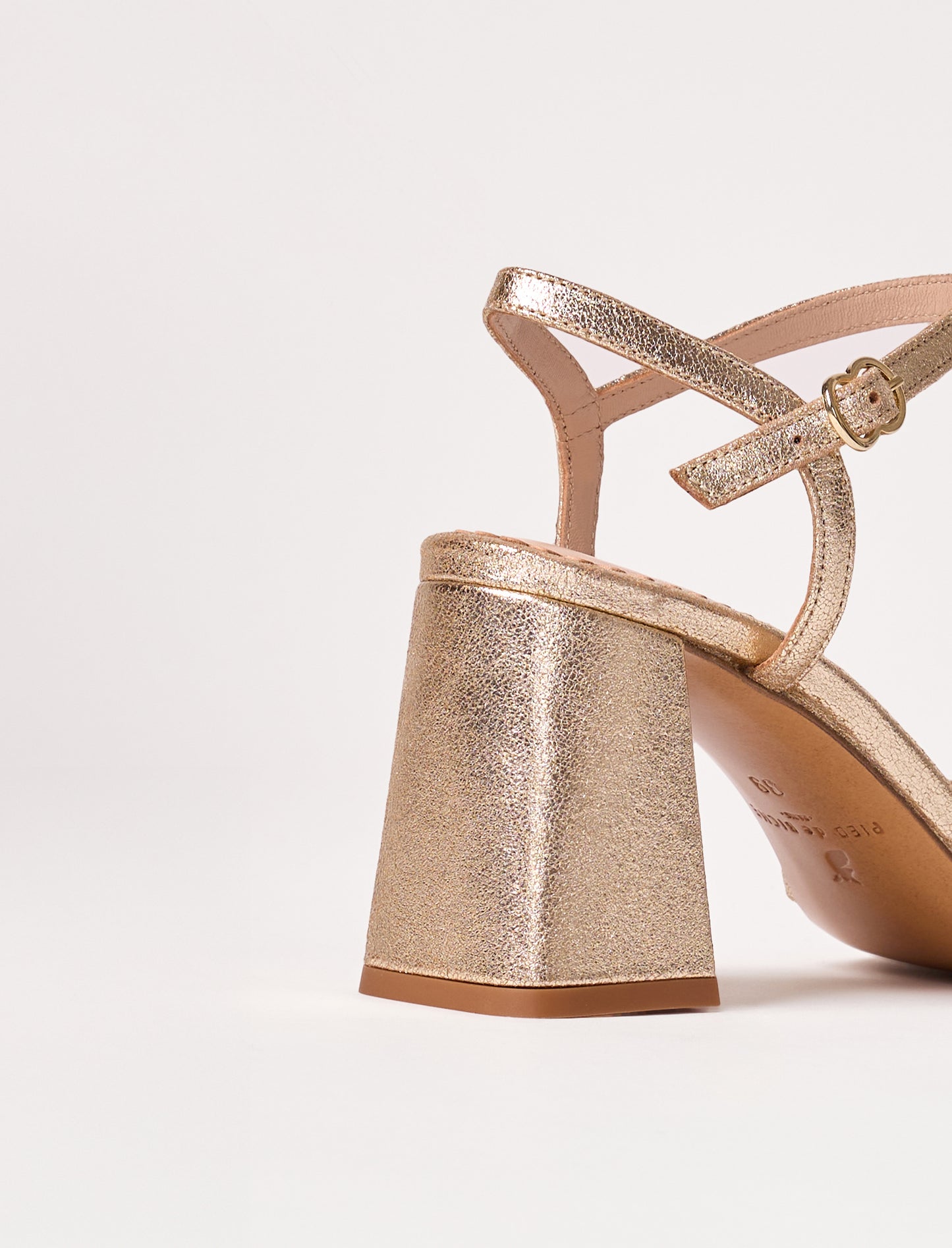 Eléonore Pauc - Champagne