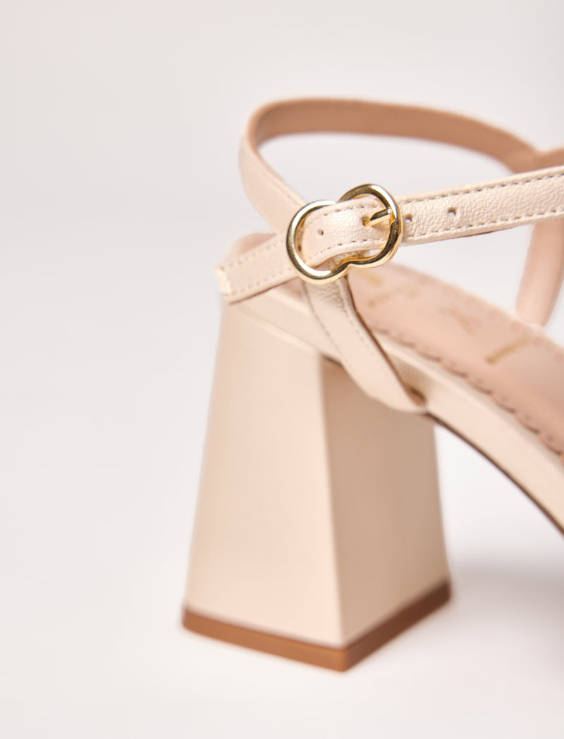 Eléonore Pauc - Ivoire - Image principale