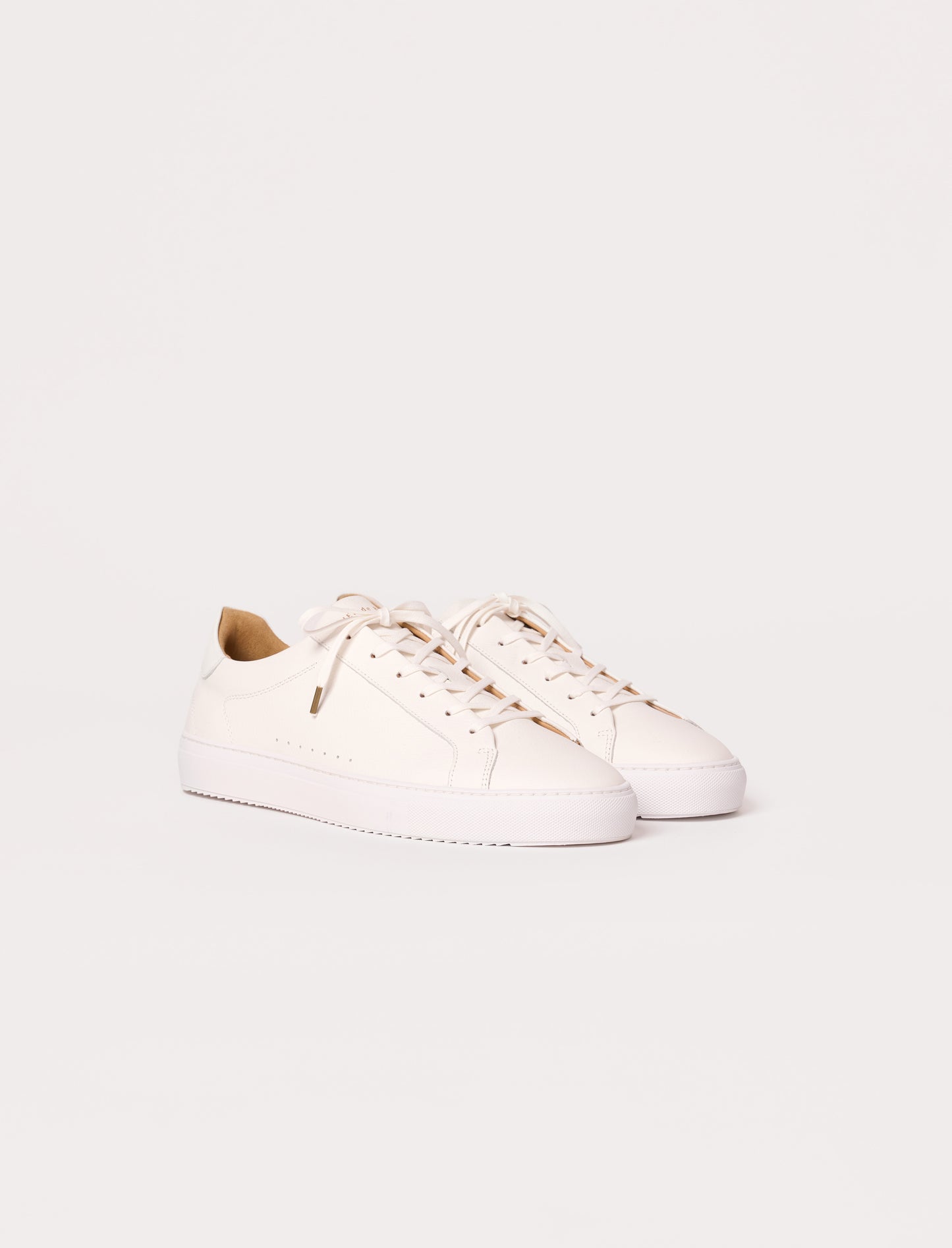 Billy V4 - Textured White Leather 