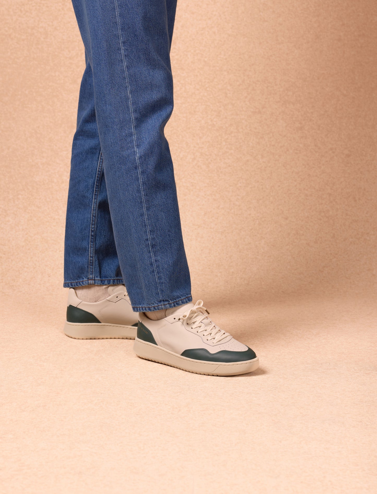 Edgard - Dunkles Retro-Grün 