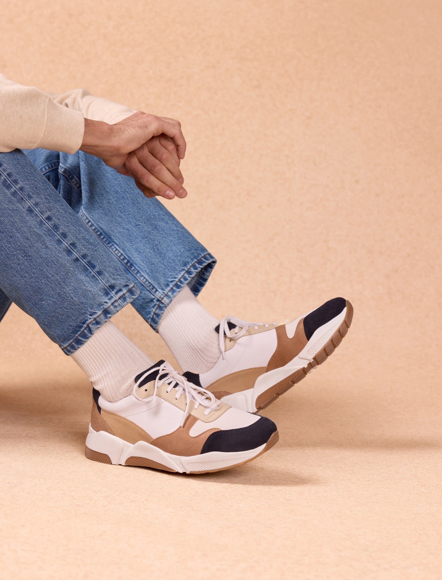 Running Thelma - White and caramel 