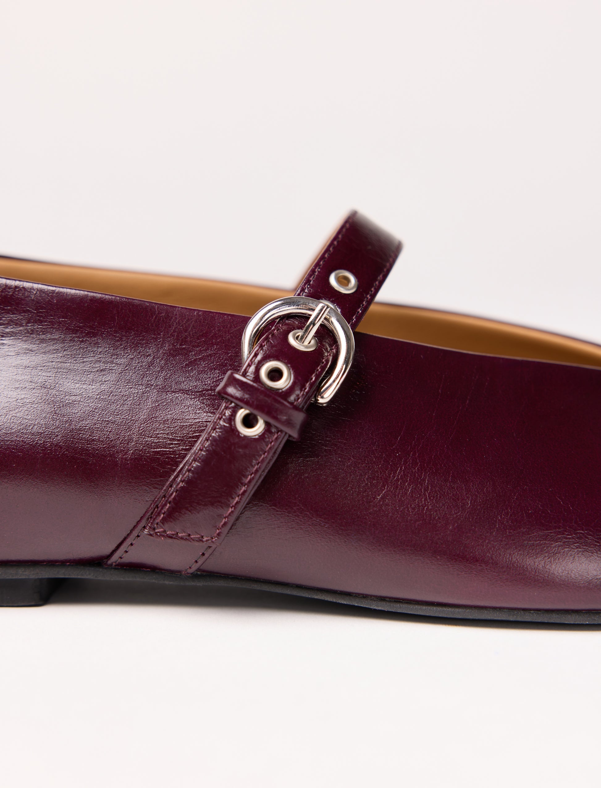 Juni – Aubergine  - vue 3