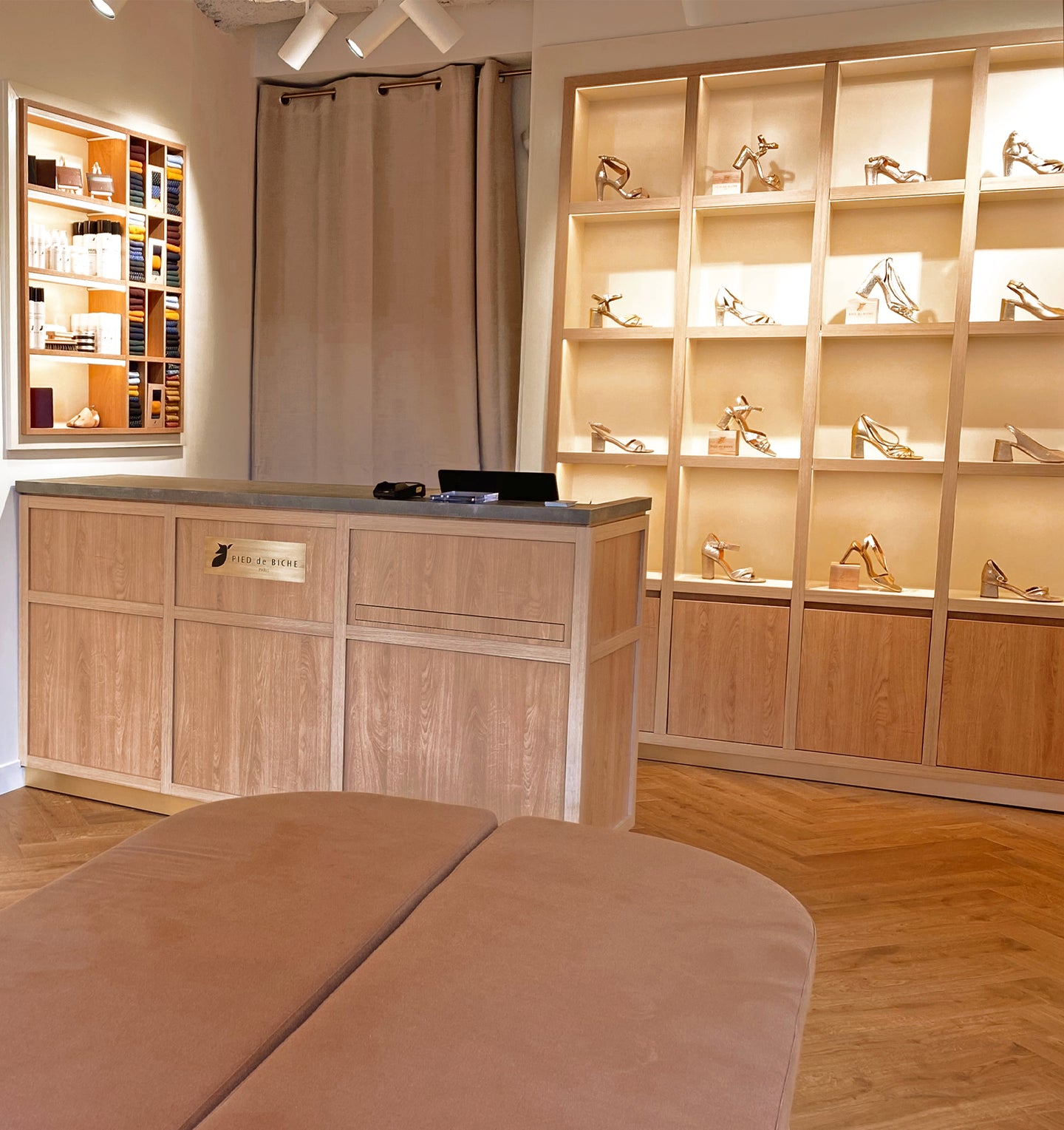 boutique de chaussures en cuir à Toulouse