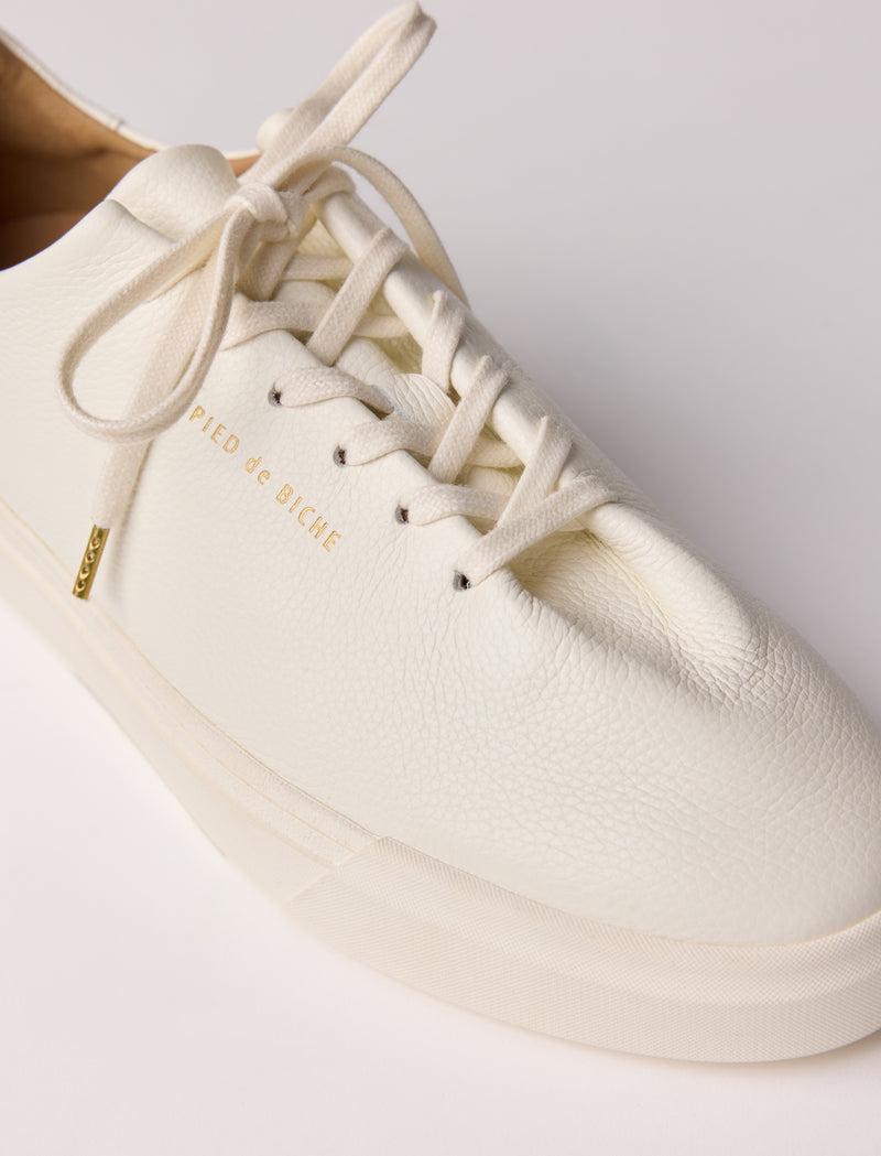 Nicolas - Textured white  - Image principale